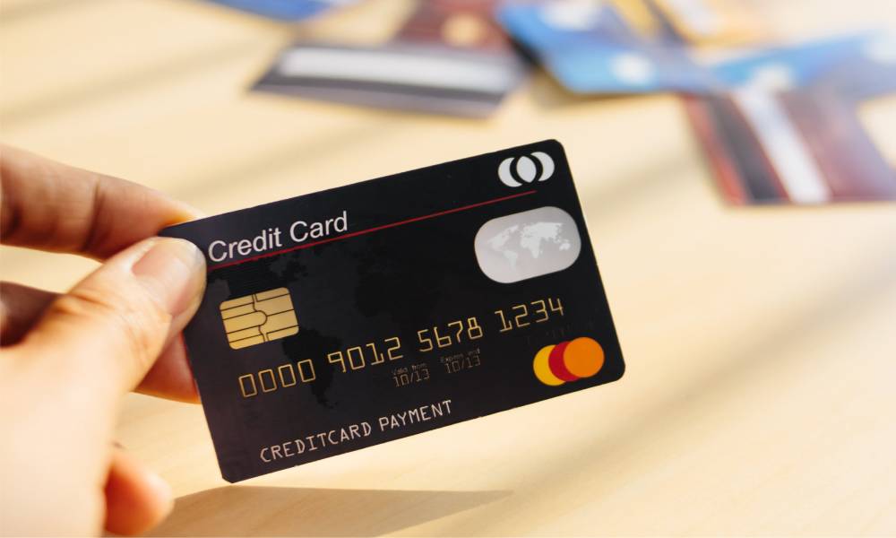 Mở 2 thẻ tín dụng cùng ngân hàng có được hay không?